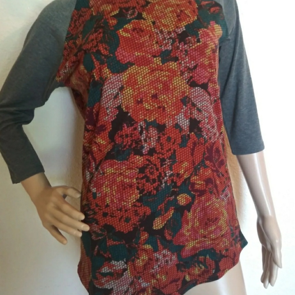 Lularoe Floral Randy Top - Picture 2 of 5